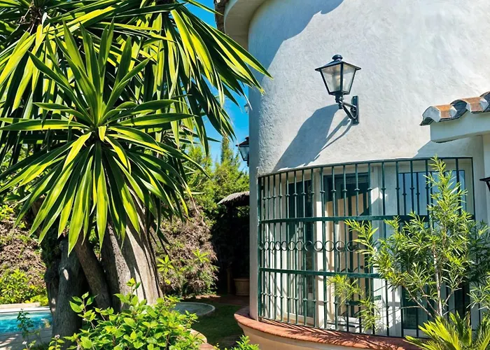 Alfredo - Private Pool Next To The * Estepona