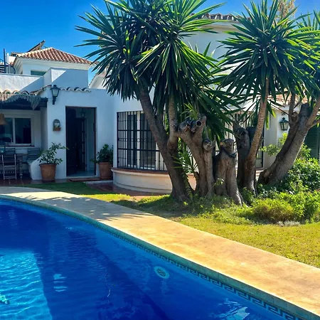 Alfredo - Private Pool Next To The Villa Estepona