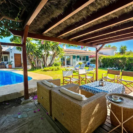 Alfredo - Private Pool Next To The Вилла